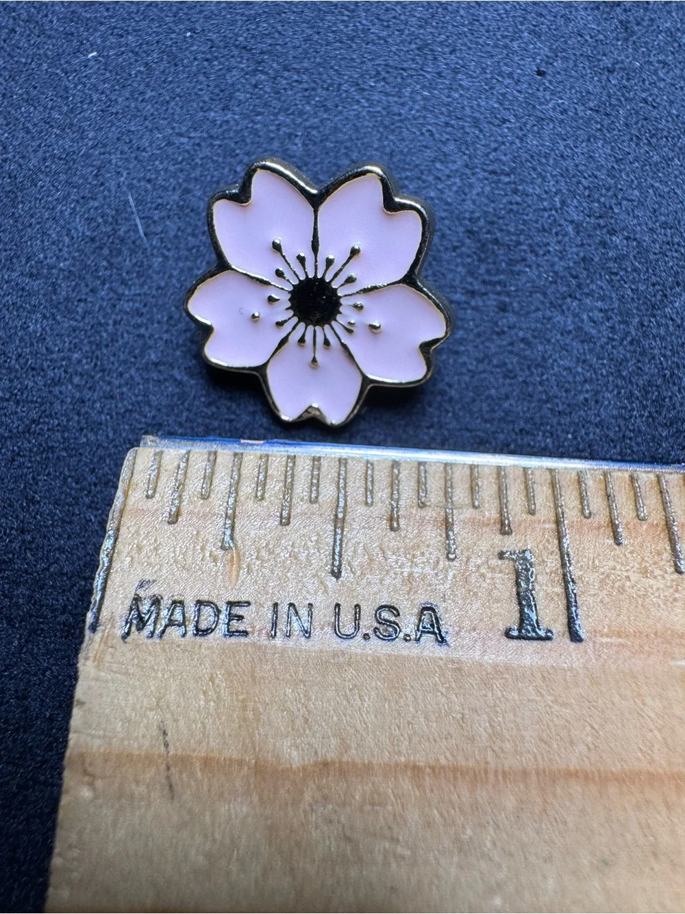 NWT Sakura Cherry Blossom Lapel Pin